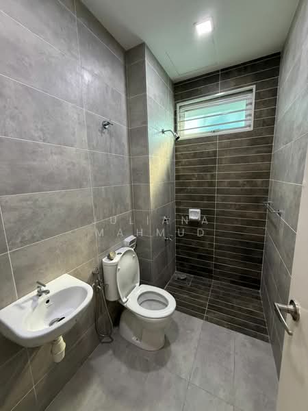 Semi-Detached House for Sale in Presint 11 (Putrajaya) - Juliana Mahmud - Bathroom - PropertyGuru.com.my