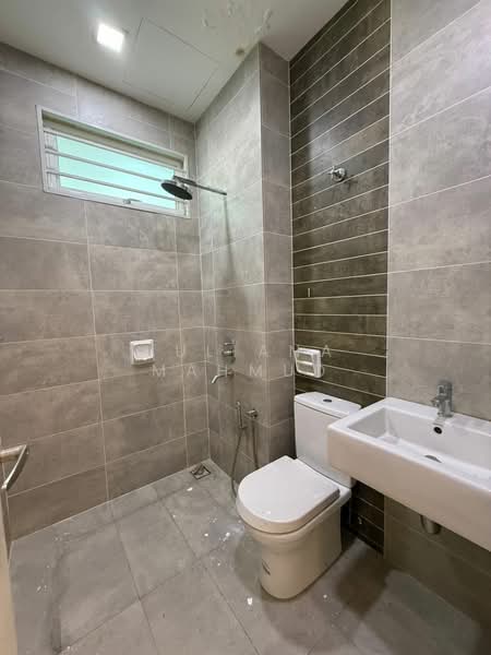 Semi-Detached House for Sale in Presint 11 (Putrajaya) - Juliana Mahmud - Bathroom - PropertyGuru.com.my