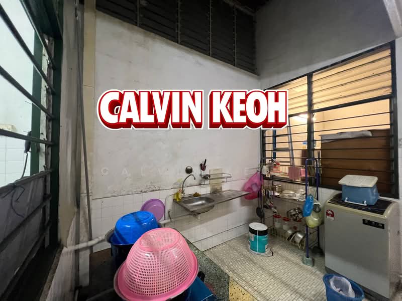 1-storey Terraced House for Sale in Taman Iping (Batu Maung) - Calvin Keoh - Kitchen - PropertyGuru.com.my