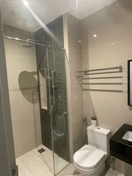 Service Residence for Rent at Sapphire Paradigm - Aaron Wong - Bathroom - PropertyGuru.com.my