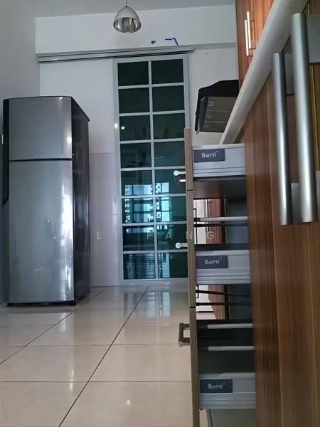 Kondominium untuk Dijual di The Brezza - Li Fang - Kitchen - PropertyGuru.com.my
