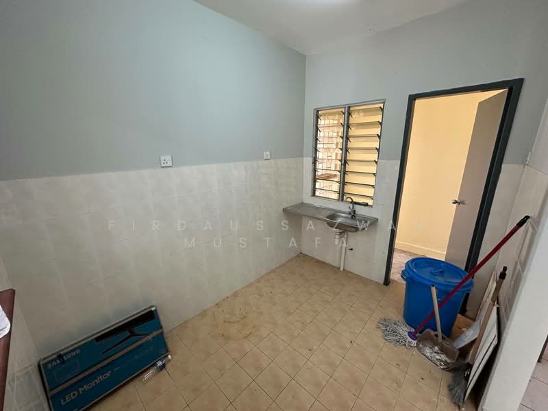 Condominium for Sale at Tiara Intan - Firdaussazwan Mustafa - Kitchen - PropertyGuru.com.my