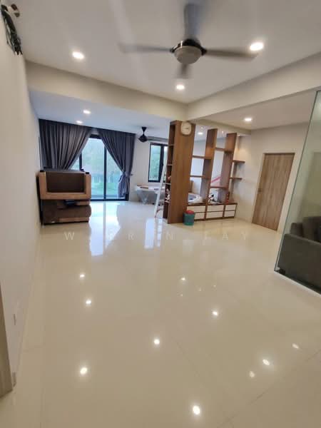 Rumah Teres 2 Tingkat untuk Disewa di Ulu Tiram (Johor) - Warren Tay - Living Room - PropertyGuru.com.my