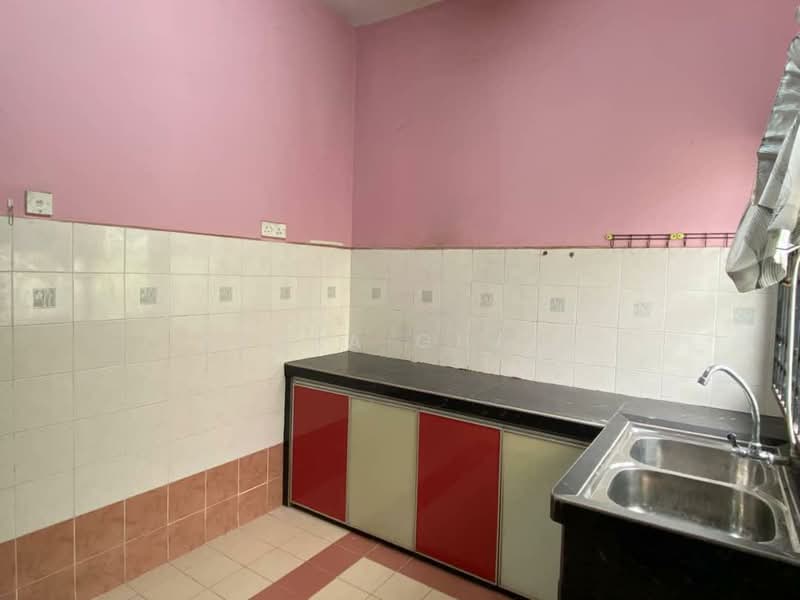 Rumah Teres 2 Tingkat untuk Dijual di Sungai Petani (Kedah) - Azura Ghani - Kitchen - PropertyGuru.com.my