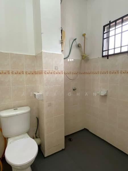 Rumah Teres 2 Tingkat untuk Dijual di Sungai Petani (Kedah) - Azura Ghani - Bathroom - PropertyGuru.com.my