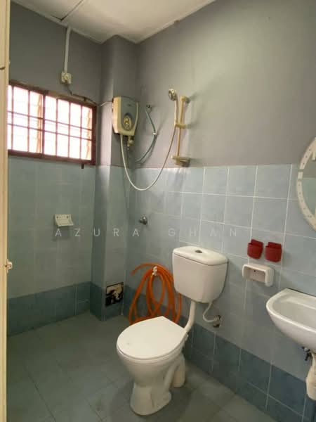 Rumah Teres 2 Tingkat untuk Dijual di Sungai Petani (Kedah) - Azura Ghani - Bathroom - PropertyGuru.com.my