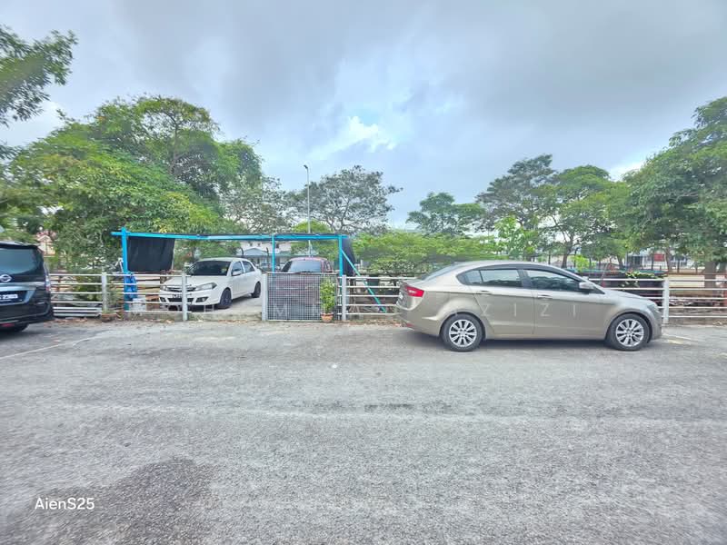 Terraced House for Sale in Taman Balok Perdana (Sungai Karang) - Mohammad Azizi - Exterior - PropertyGuru.com.my