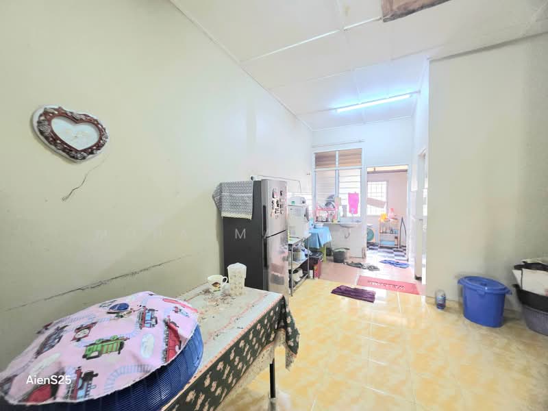 Terraced House for Sale in Taman Balok Perdana (Sungai Karang) - Mohammad Azizi - PropertyGuru.com.my