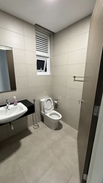 Servis Apartment untuk Disewa di Met 1 Residences - Lou Ho - Bathroom - PropertyGuru.com.my
