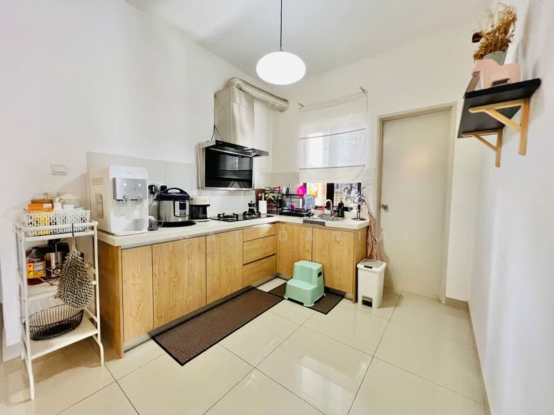 Rumah Bandar untuk Dijual di Bandar Tasik Kesuma (Beranang) - Megat Danial - PropertyGuru.com.my