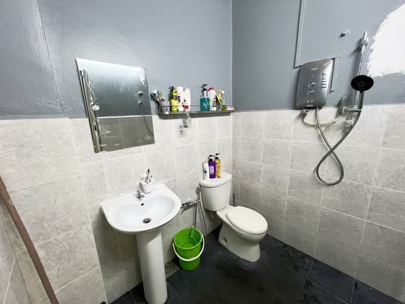 2-storey Terraced House for Sale in Bandar Sungai Long (Selangor) - ChaoLim . - PropertyGuru.com.my