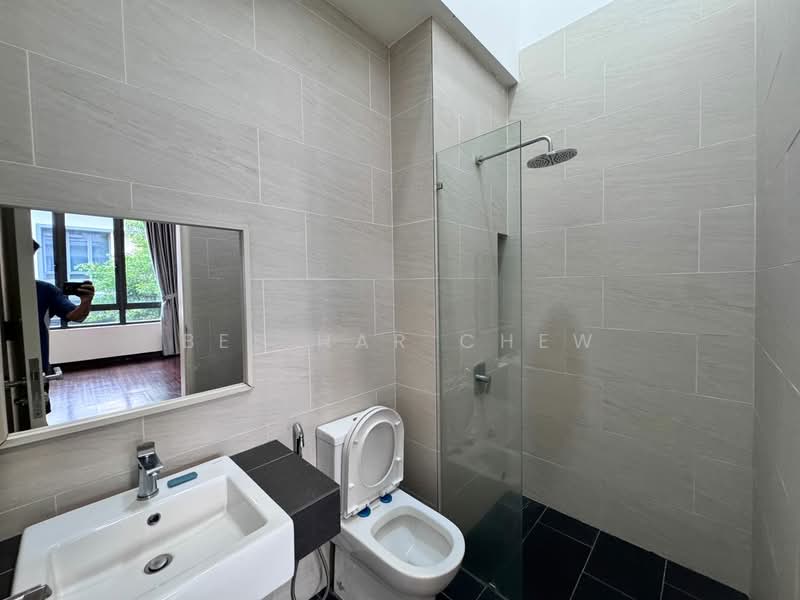Semi-Detached House for Rent in Setia Alam (Selangor) - Bee Har Chew - Bathroom - PropertyGuru.com.my