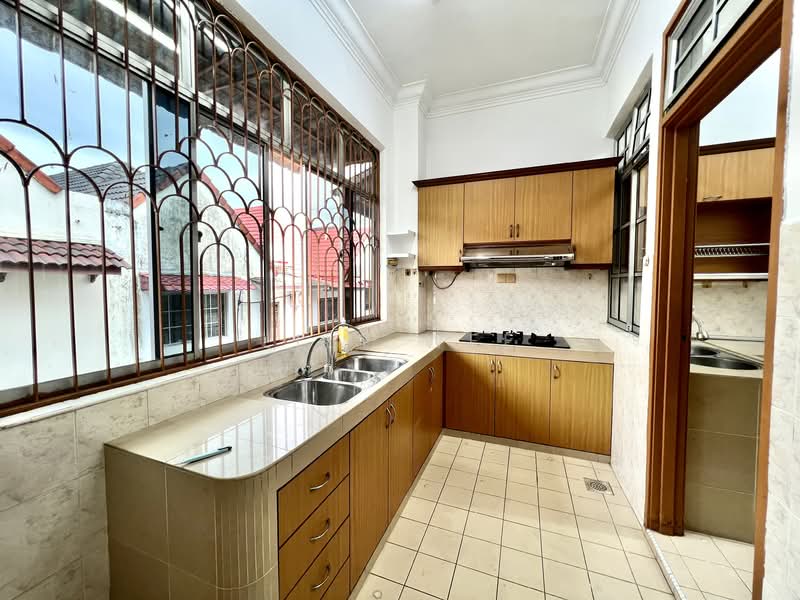1-storey Terraced House for Rent in Taman Rinting (Masai) - Lily Wee - Kitchen - PropertyGuru.com.my