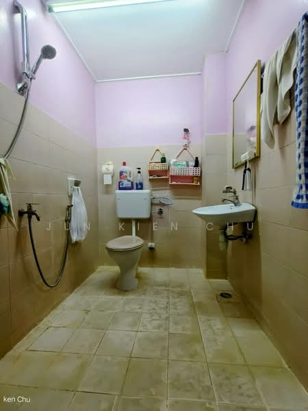 Rumah Teres 2 Tingkat untuk Dijual di Taman Muda (Ampang) - Jun Kien Chu - Bathroom - PropertyGuru.com.my