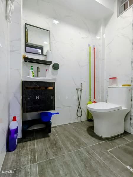 Rumah Teres 2 Tingkat untuk Dijual di Taman Muda (Ampang) - Jun Kien Chu - Bathroom - PropertyGuru.com.my