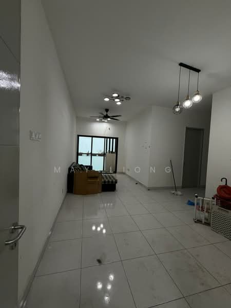 Servis Apartment untuk Dijual di M Suite @ Desa Park North - May Liong - Living Room - PropertyGuru.com.my