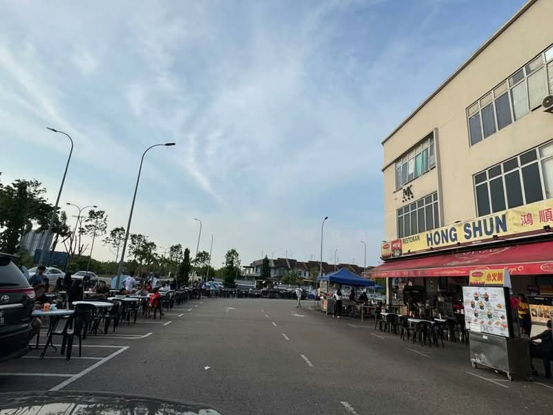 Shop for Rent in Austin Crest (Johor Bahru) - Wong Ouray - Exterior - PropertyGuru.com.my