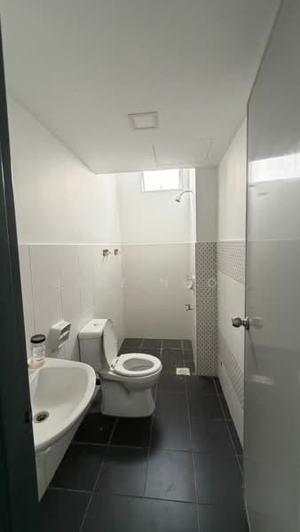 Kedai untuk Disewa di Setia Eco Cascadia (Tebrau) - Jane Ngoi - Bathroom - PropertyGuru.com.my