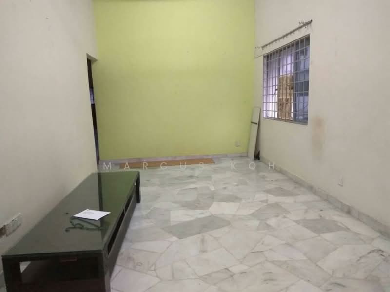 Rumah Teres 1.5 Tingkat untuk Dijual di Taman Sri Melati (Selayang) - Marcus Koh - Living Room - PropertyGuru.com.my