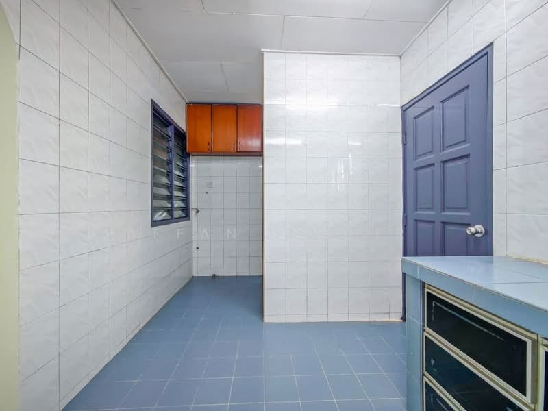 2-storey Terraced House for Sale in Bandar Bukit Puchong (Puchong) - Affan Syahir - Kitchen - PropertyGuru.com.my