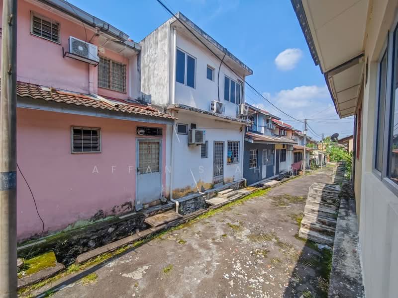 2-storey Terraced House for Sale in Bandar Bukit Puchong (Puchong) - Affan Syahir - Exterior - PropertyGuru.com.my