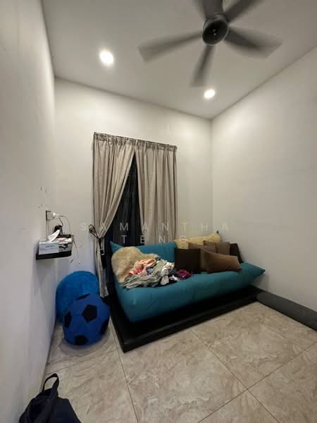 Semi-Detached House for Sale in Austin (Johor Bahru) - Samantha Teng - Living Room - PropertyGuru.com.my