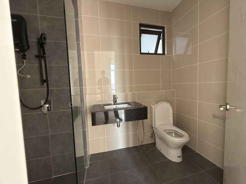 Condominium for Sale at The Maple Residences - Cliff Siow - Bathroom - PropertyGuru.com.my