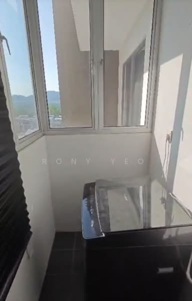 Kondominium untuk Dijual di Ameera Residence - Rony Yeo - Balcony - PropertyGuru.com.my