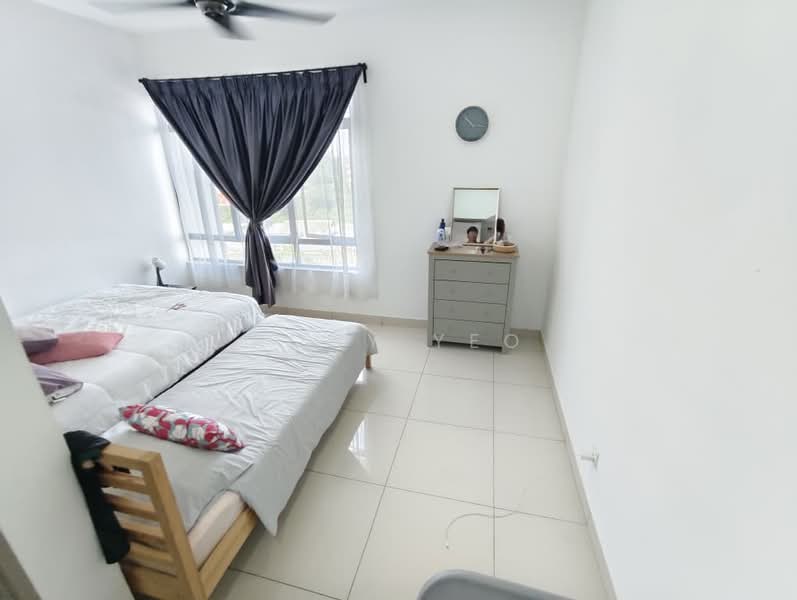 Condominium for Sale at Ameera Residence - Rony Yeo - MASTER BEDROOM - PropertyGuru.com.my