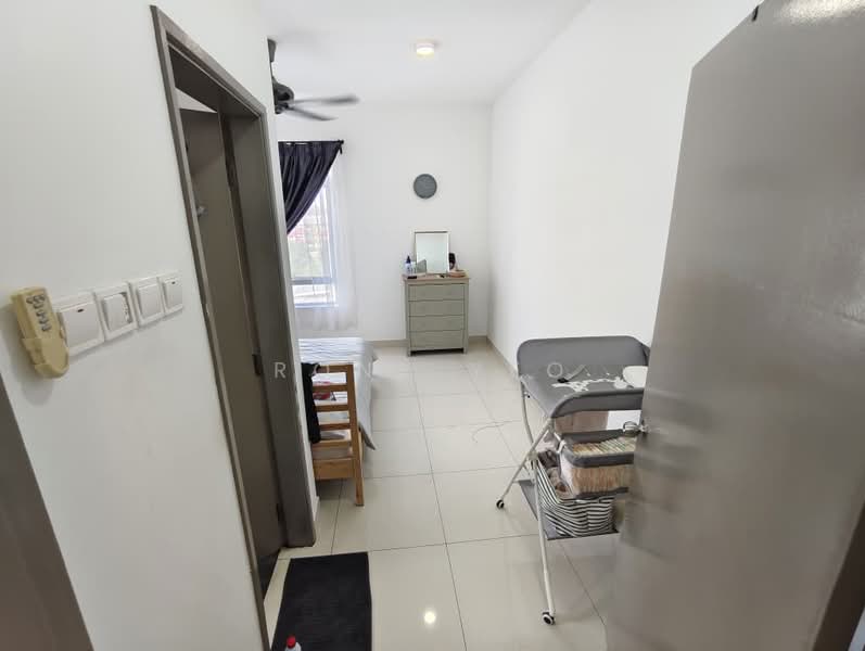 Condominium for Sale at Ameera Residence - Rony Yeo - MASTER BEDROOM - PropertyGuru.com.my