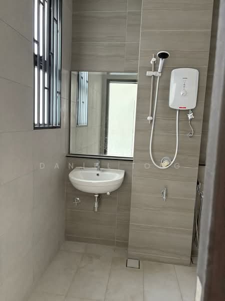 2-storey Terraced House for Rent in Elmina (Shah Alam) - Daniel Tong - Bathroom - PropertyGuru.com.my
