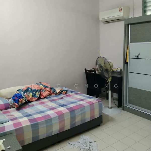 1-storey Terraced House for Sale in Taman Johor Jaya (Johor Bahru) - Nico Chong - Bedroom - PropertyGuru.com.my