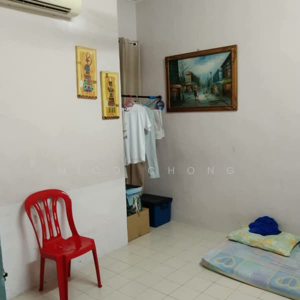 1-storey Terraced House for Sale in Taman Johor Jaya (Johor Bahru) - Nico Chong - Bedroom - PropertyGuru.com.my