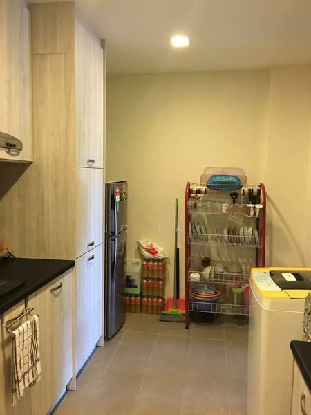 Kondominium untuk Dijual di Casa Puteri Condominium - JC Tay - Kitchen - PropertyGuru.com.my