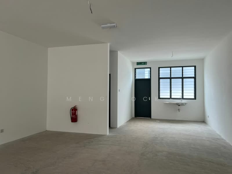 Shop / Office for Rent in Bandar Putra (Kulai) - Meng Hock - Interior - PropertyGuru.com.my