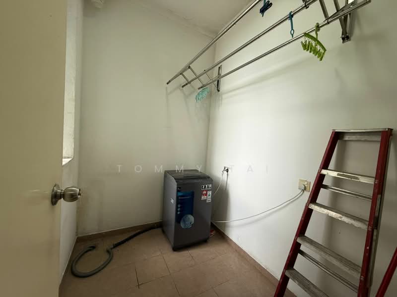 Service Residence for Sale at D'Summit Residences - Tommy Tai - Interior - PropertyGuru.com.my