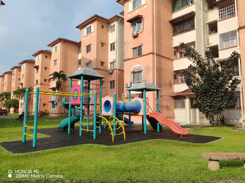 Apartment for Sale at Pangsapuri Sri Kemuning - William Yeoh - Exterior - PropertyGuru.com.my