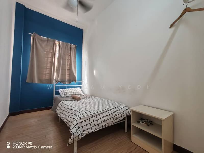 Apartment for Sale at Pangsapuri Sri Kemuning - William Yeoh - Bedroom - PropertyGuru.com.my