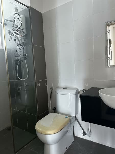 Service Residence for Sale at 1Medini - Vinnie Sam - Bathroom - PropertyGuru.com.my