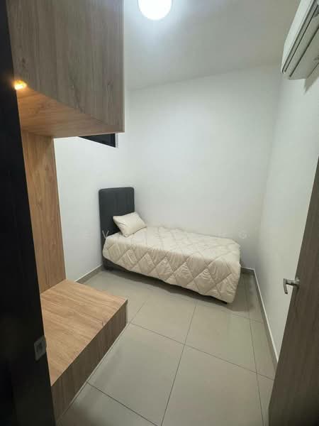 Service Residence for Sale at Meldrum Heights (Residensi Meldrum) - Seven Kong - Bedroom - PropertyGuru.com.my