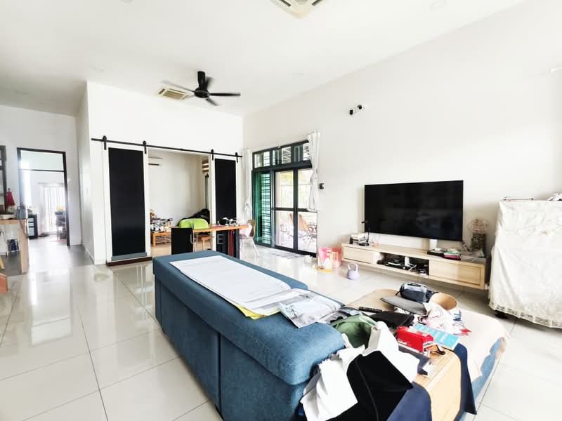 2-storey Terraced House for Sale in Johor Bahru (Johor) - Suenn Low - Living Room - PropertyGuru.com.my