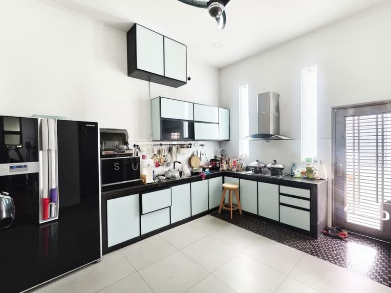 2-storey Terraced House for Sale in Johor Bahru (Johor) - Suenn Low - Kitchen - PropertyGuru.com.my