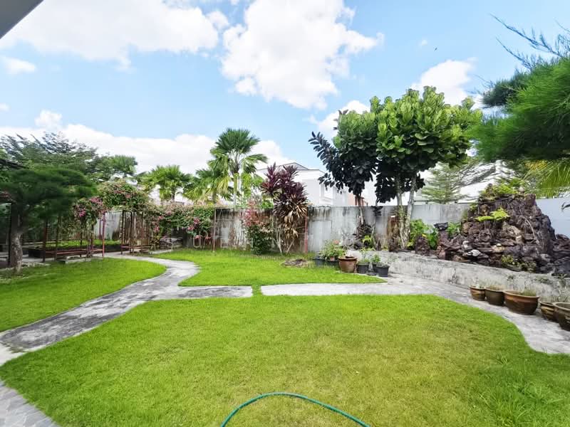 2-storey Terraced House for Sale in Johor Bahru (Johor) - Suenn Low - Garden - PropertyGuru.com.my