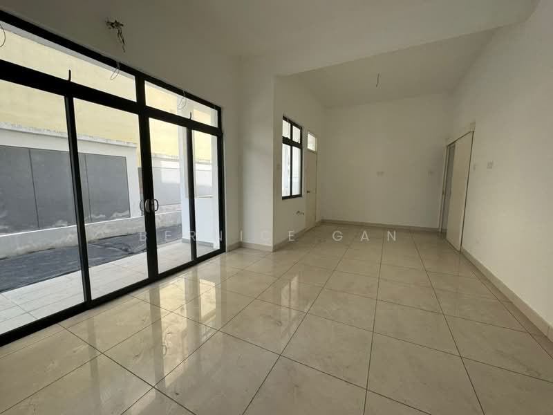 Semi-Detached House for Sale in Taman Desa Tebrau (Tebrau) - Bernice Gan - Living Room - PropertyGuru.com.my