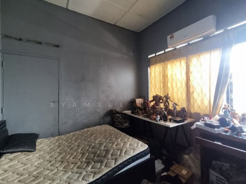 Rumah Banglo untuk Dijual di Keramat (Kuala Lumpur) - Syamsul Ilham - Bedroom - PropertyGuru.com.my
