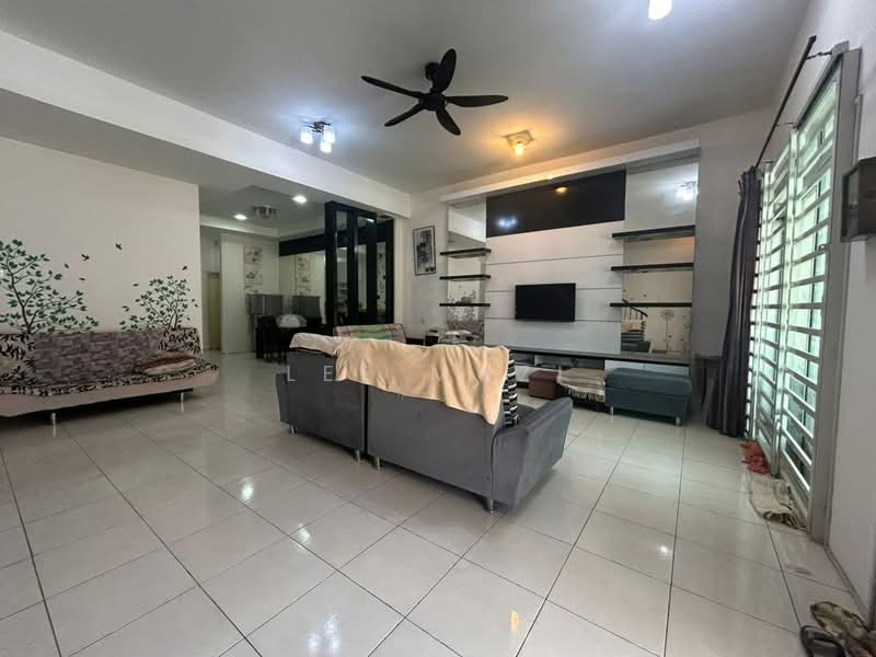 2-storey Terraced House for Sale in Bandar Seri Botani (Simpang Pulai) - Lee Muzi - Living Room - PropertyGuru.com.my