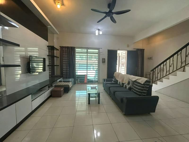 2-storey Terraced House for Sale in Bandar Seri Botani (Simpang Pulai) - Lee Muzi - Living Room - PropertyGuru.com.my