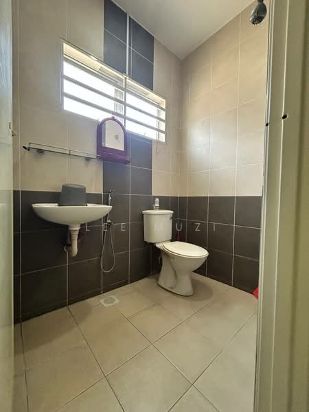 2-storey Terraced House for Sale in Ipoh (Perak) - Lee Muzi - Bathroom - PropertyGuru.com.my