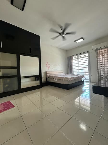 2-storey Terraced House for Sale in Ipoh (Perak) - Lee Muzi - Bedroom - PropertyGuru.com.my