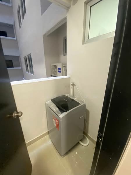 Pangsapuri untuk Disewa di Residensi Akasia Jubilee - Alex Seow - Yard - PropertyGuru.com.my